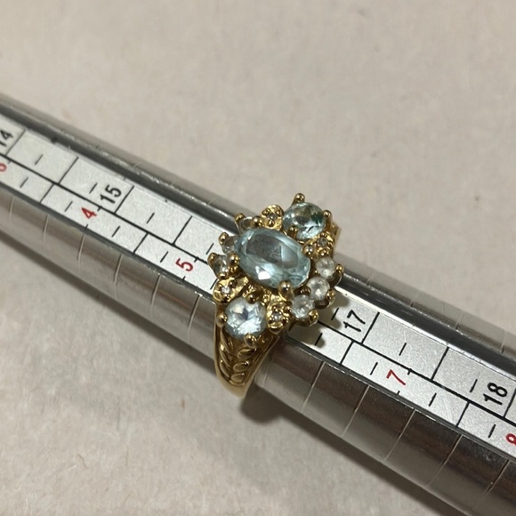 JC Jewelers Light Oval Blue Glass‎ Gold Plated Vintage Cocktail Ring Size 6 - Picture 1 of 6